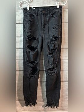 American Eagle Women’s high waisted Strigid ripped Mom Jeans, Size 2